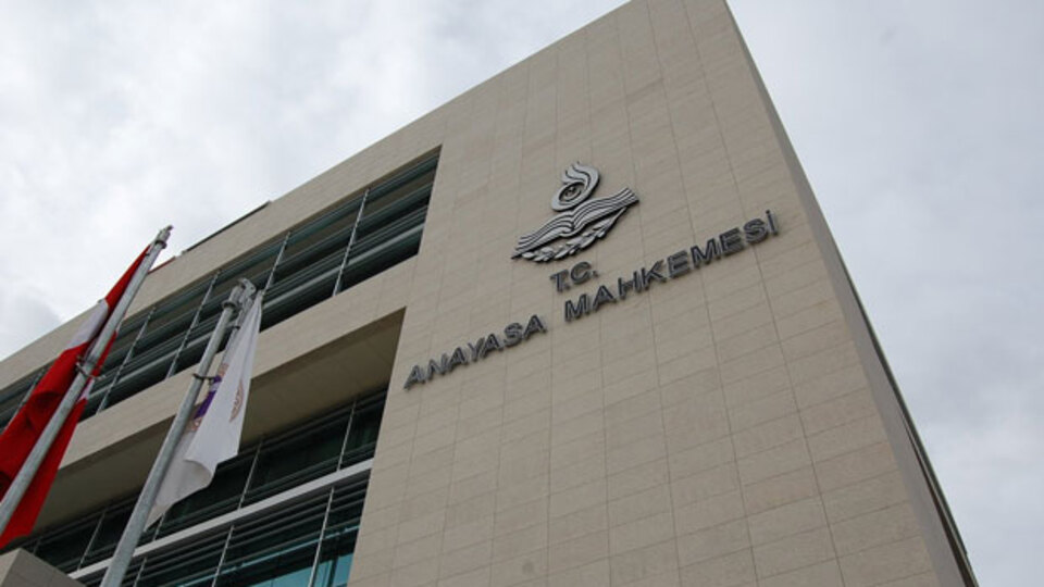 Anayasa Mahkemesi'nden Kürtçe kararı