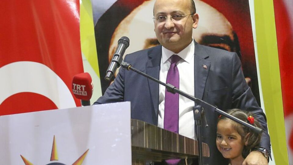 Yalçın Akdoğan'dan çarpıcı açıklama: Kim daha şerefli
