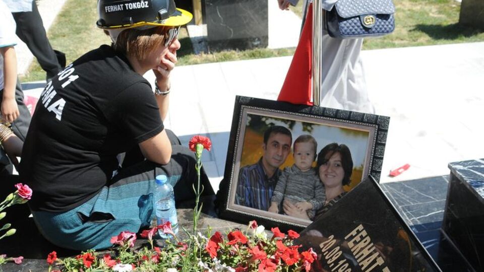 Soma'da maden şehitleri için anma töreni