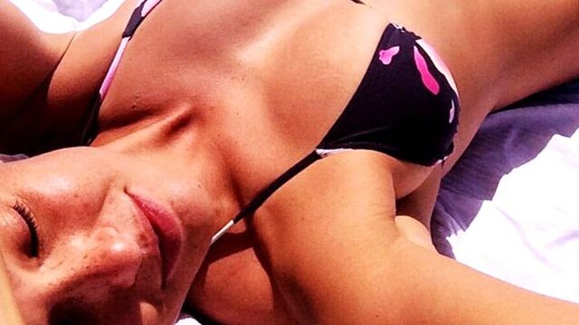Bar Refaeli Ege'de