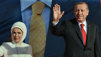 Erdoğan çiftinden MHP'li Meral Akşener'e destek telefonu