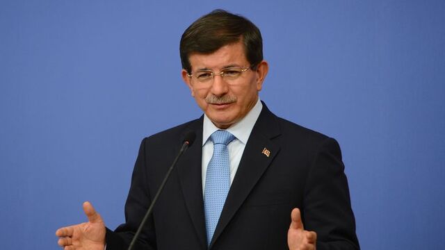 Başbakan Davutoğlu Yassıada'da konuştu
