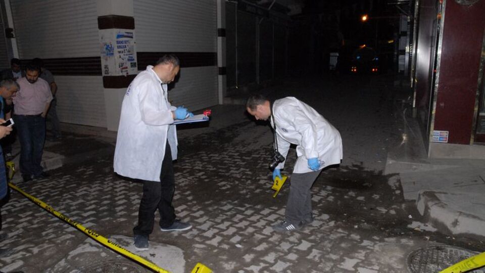 Diyarbakır'da seçim bürosu yakınına ses bombası atıldı