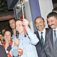 Meral Akşener'den kırbaçlı yanıt