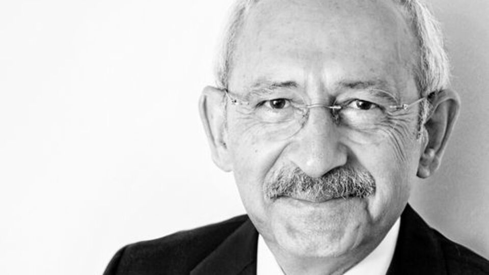 Kılıçdaroğlu'ndan 1500 TL pozu!