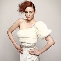 Ayak bileğini kırdı!