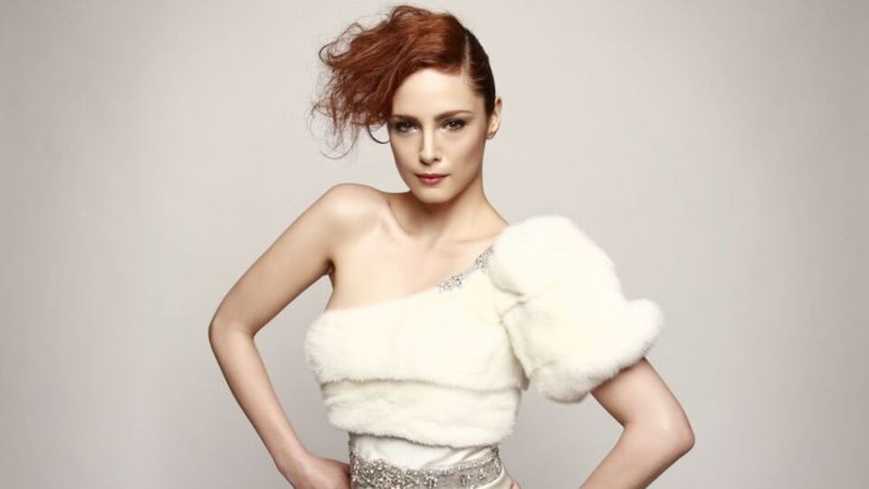 Ayak bileğini kırdı!