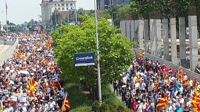 Makedonya'da hükümet karşıtı protesto