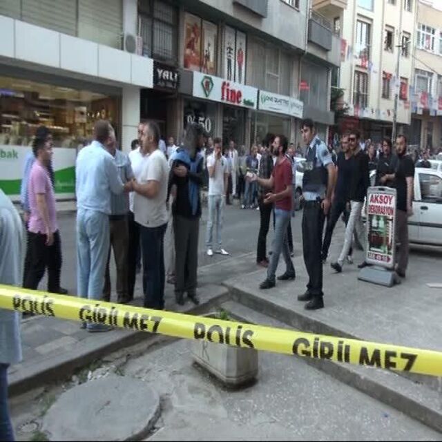 Maltepe Ülkü Ocakları binasına saldırı