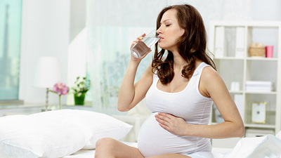 Hamilelikte su tüketimine dikkat!