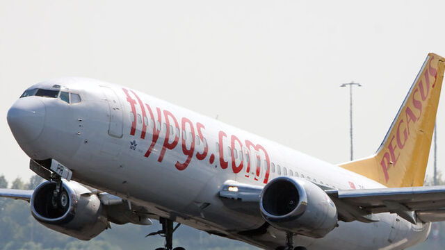 Pegasus uçağı geri döndü