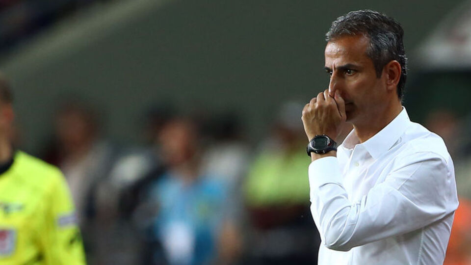 Bir hocayı kurtarmak...