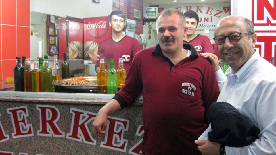 Siyasetin ağır topları Mersin'de yarışıyor