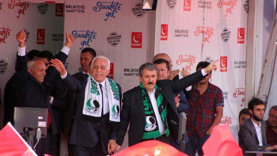 "Mursi'nin idamını durdur, seni coşku ile karşılayacağız"