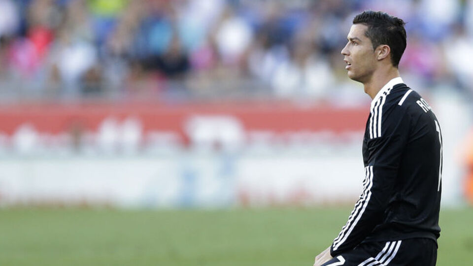 Ronaldo'ya vergi şoku