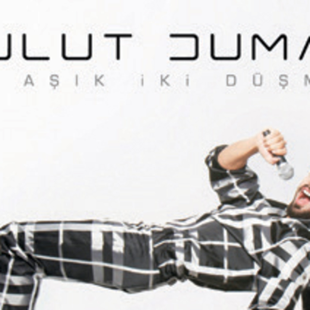 500 bin TL’ye albüm çıkardı