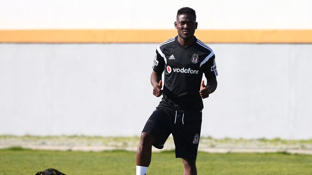 Motta out, Opare in!