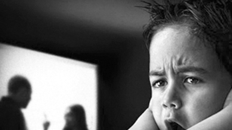 Aile içi şiddet genetik mi yoksa babadan mı öğreniliyor?