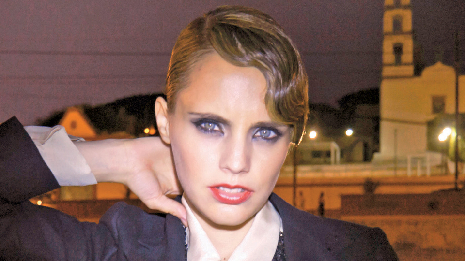 Denize yakın, güneşi bol, müziği çeşitli