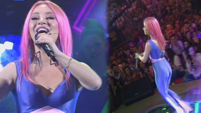 Ece Seçkin kıyafetiyle olay oldu