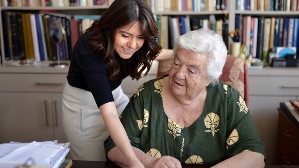 "Murat Bardakçı bana aşık galiba "