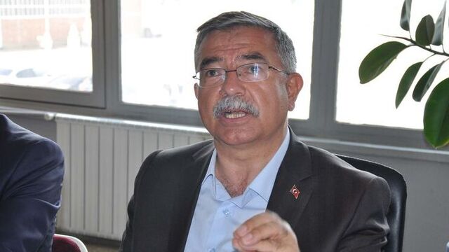 "Değil bir araba, uçak tahsis edilse yeridir"