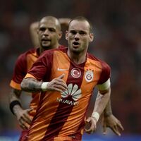 Sneijder sokağa çıktı!