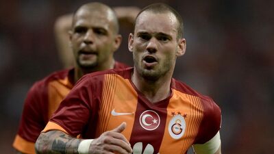 Sneijder sokağa çıktı!
