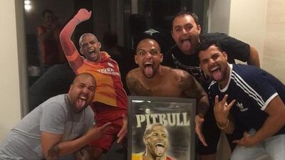 Melo'dan çılgın video