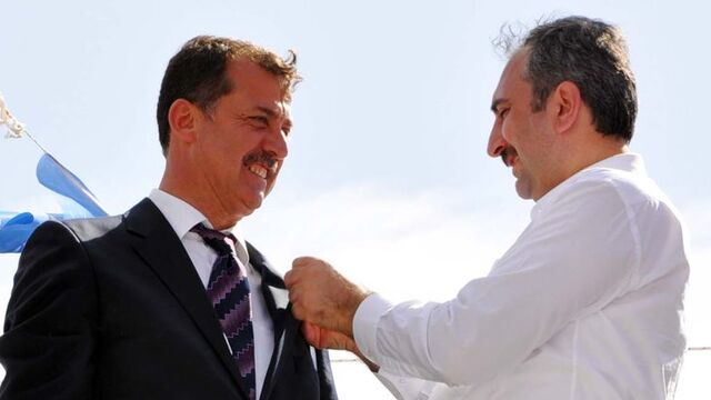 Saadet Partili Belediye Başkanı, AK Parti'ye geçti