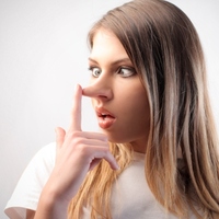 Yalancıyı ele veren 10 işaret