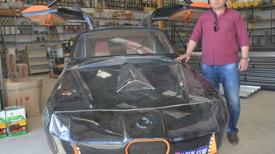 Satıcıya kızdı kendisi tasarladı