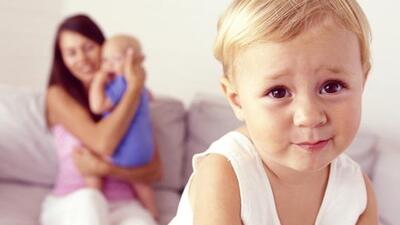 Kardeş kıskançlığında taraf olmayın