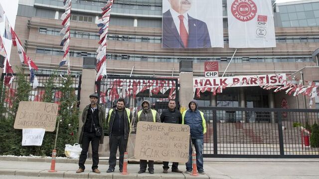 CHP önünde açlık grevi