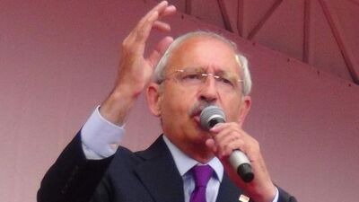 "13 yıl önce oy verdiğiniz parti bu parti değil"