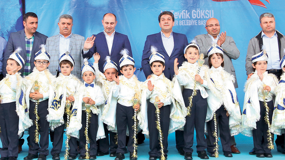 1100 çocuk için sünnet şöleni