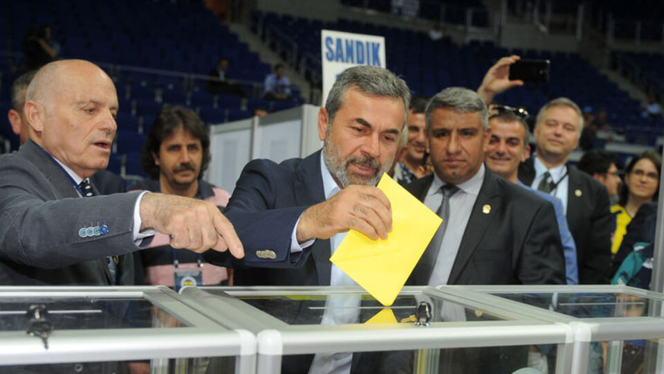 Kocaman da kongrede!