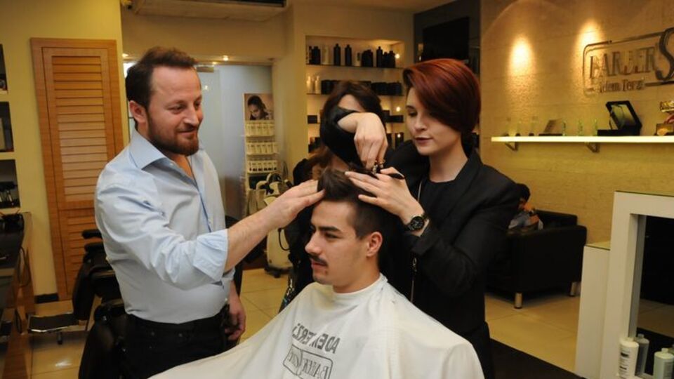 Tıraş için Dubai'ye gidiyor