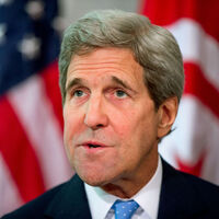John Kerry kaza geçirdi!