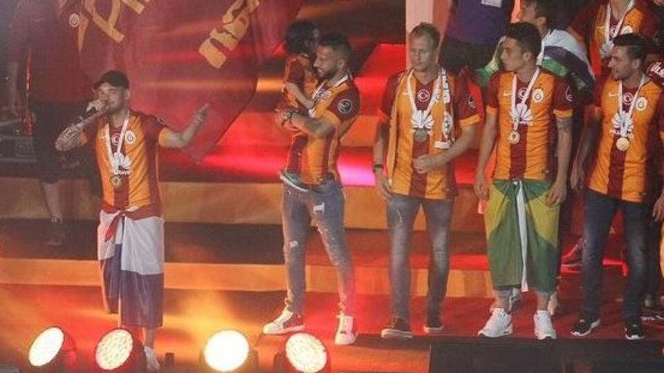 Sneijder'den Fener ağlama!