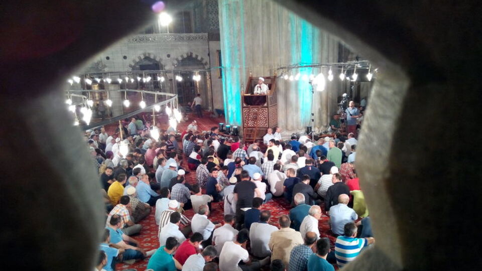 Berat kandilinde nasıl ibadet edilmeli?