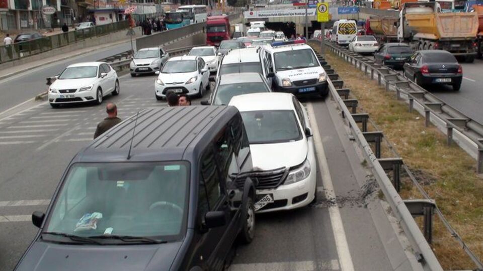 Şile'de 11 araç birbirine girdi