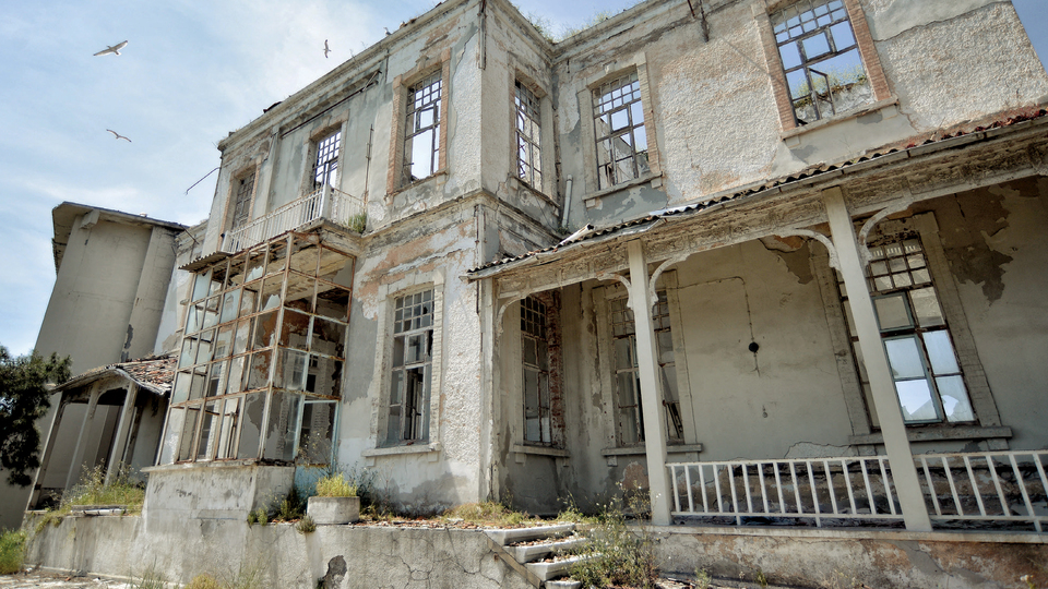 Heybeliada Sanatoryumu kaderine terk edildi!