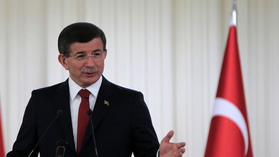 Başbakan Davutoğlu'ndan gençlere önemli tavsiyeler