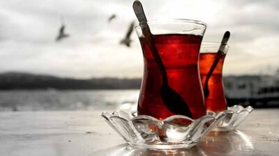 Çaya şeker katanlar dikkat!