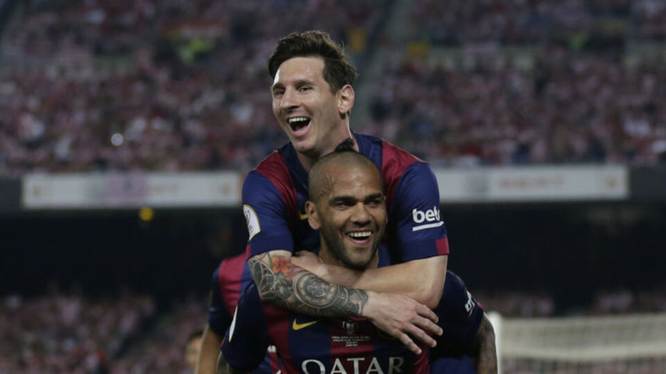 Barça'dan Dani Alves açıklaması