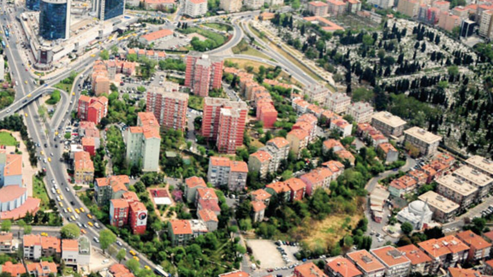 Etiler'de petrol buldu!