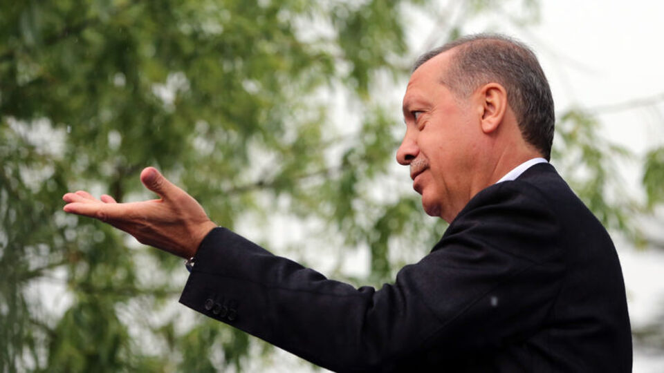 "Özür dileyecek biri varsa sensin"