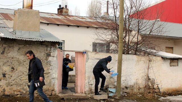 Eşini 'gavat' dediği için öldürmüştü!