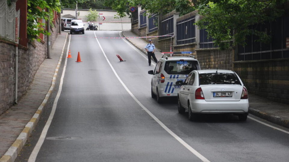 Emekli albay ve eşine silahlı saldırı